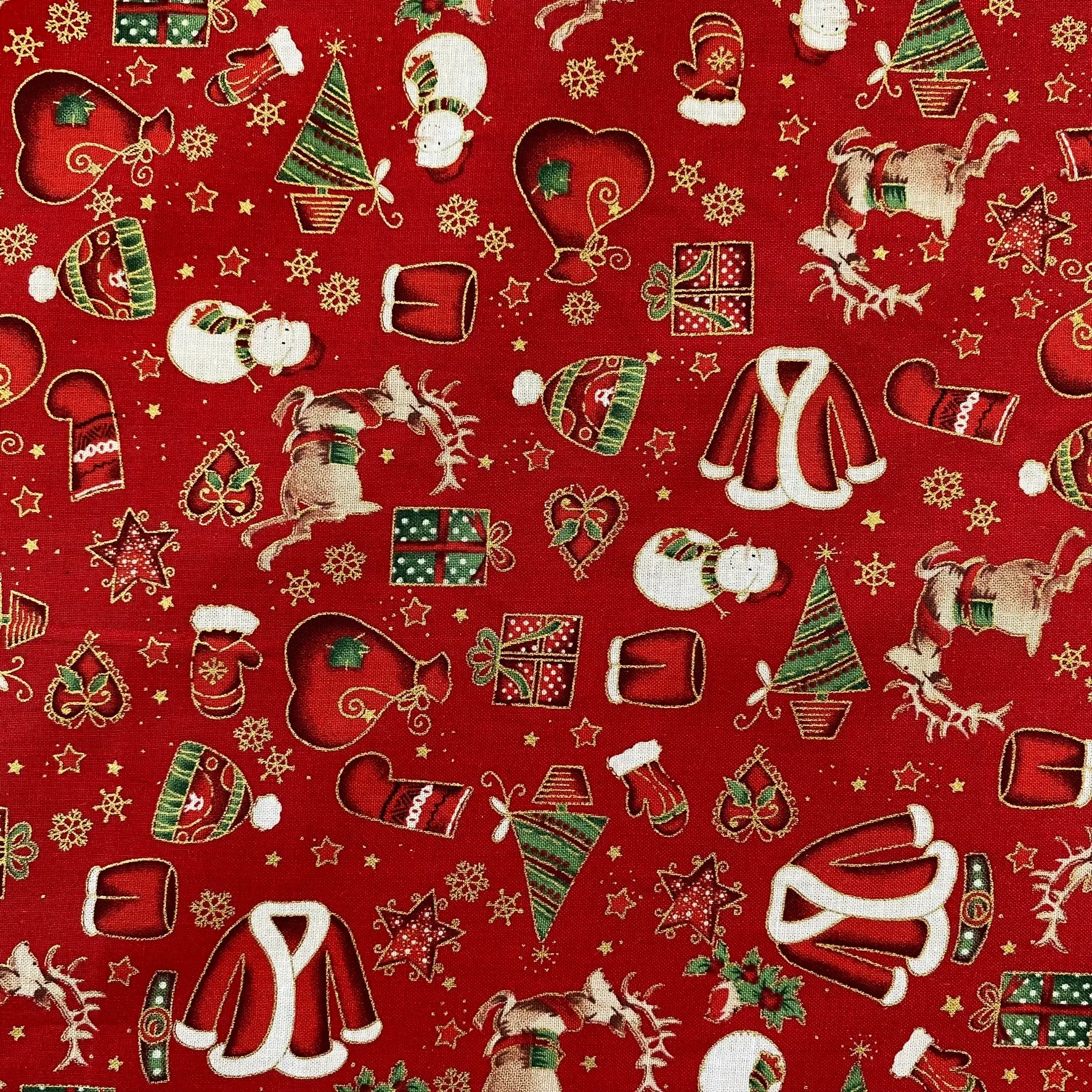 100% Cotton  - Christmas - Christmas Gifts - Select Colour - £9.00 Per Metre - Sold by Half Metre