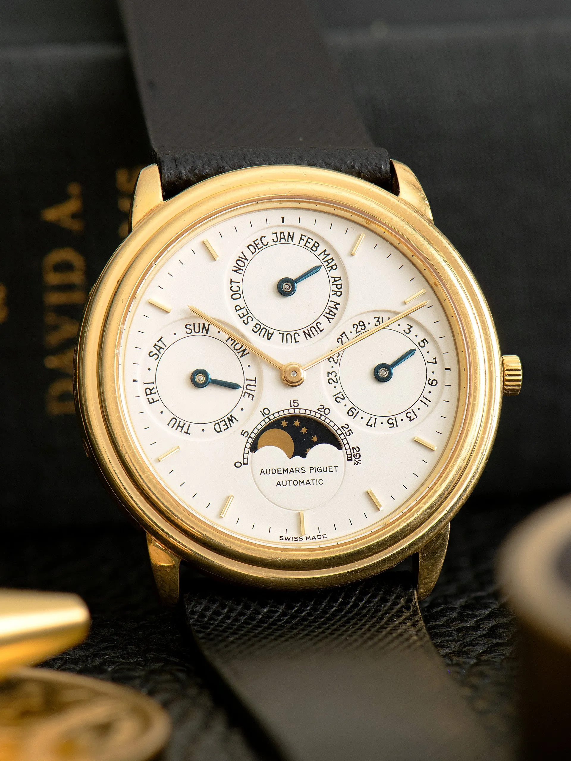 1990s Audemars Piguet Quantième Perpetual Calendar 18K YG (Ref. 25661BA) "Cal. 2120/2800"