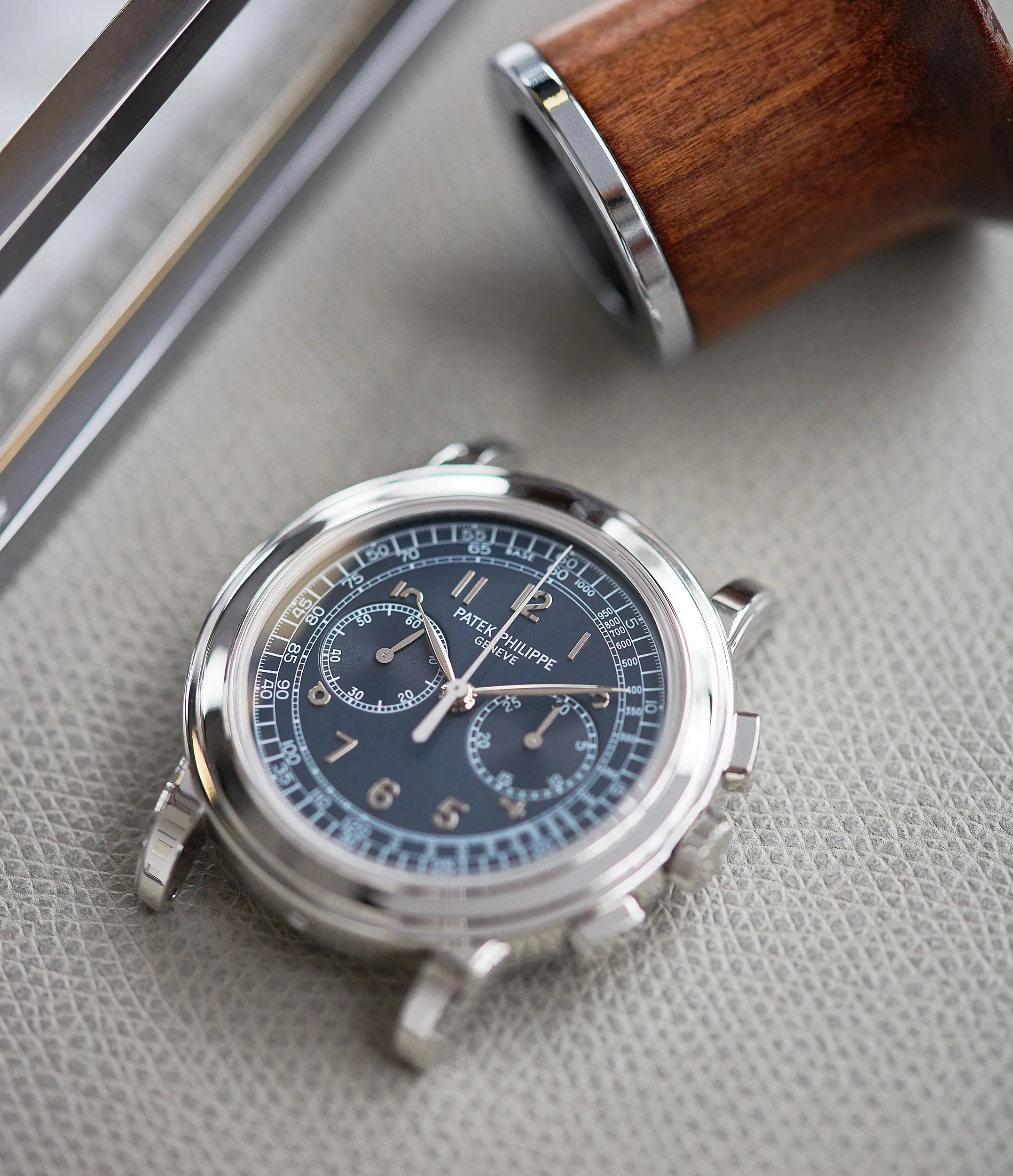 5070P | Chronograph | Platinum