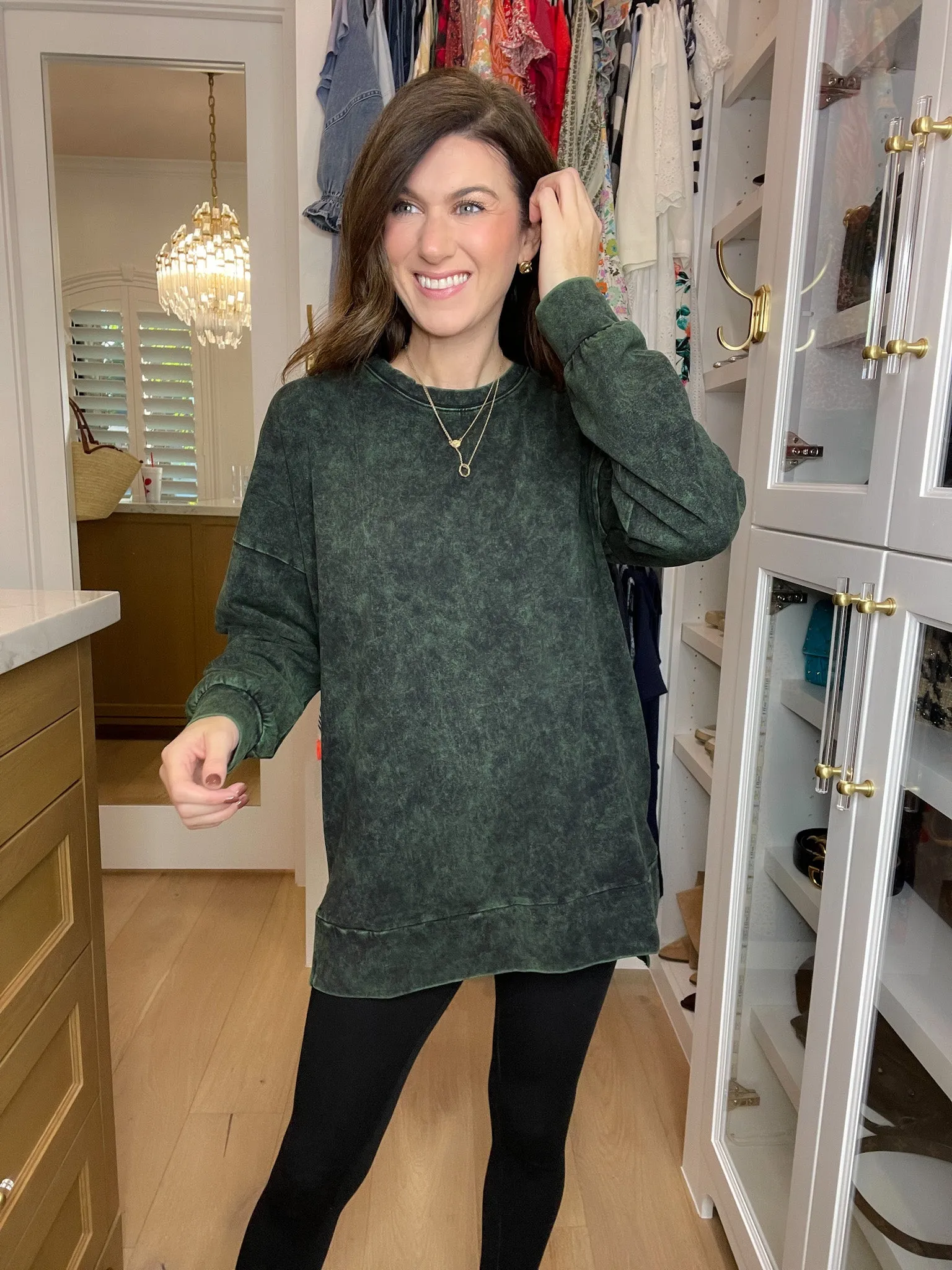 *BELLES & DOORBUSTER* Ford Mineral Washed Pullover in Army Green