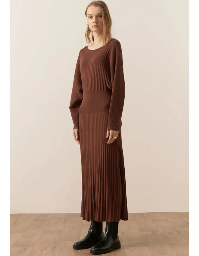 Gizelle Pleated Maxi Dress Toffee