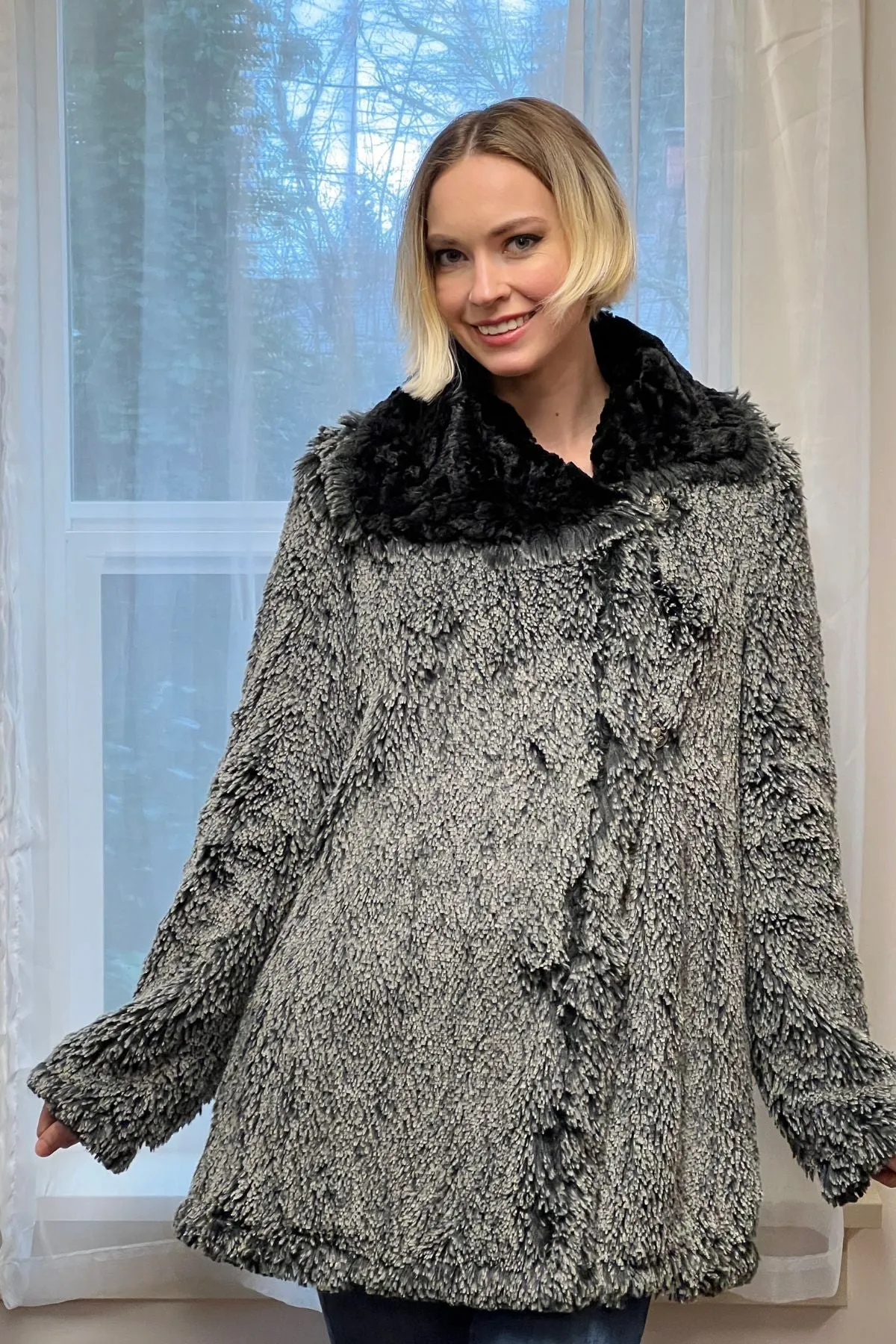 Hepburn Swing Coat, Reversible less pockets - Luxury Faux Fur in Silver Tip Black with Black (SOLD OUT)