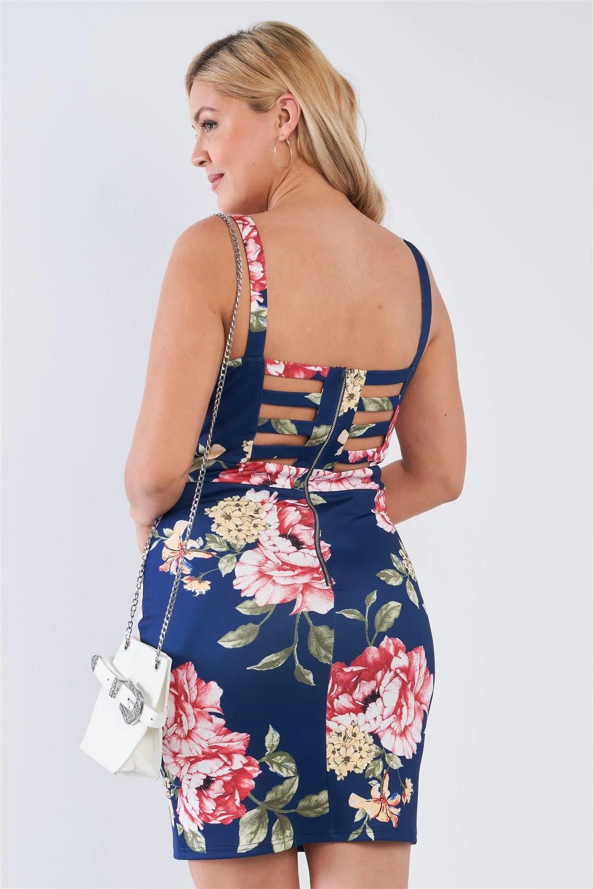 Junior Plus Size Navy Floral V-Neck Strap Front Bodycon Mini Dress /2-2-2