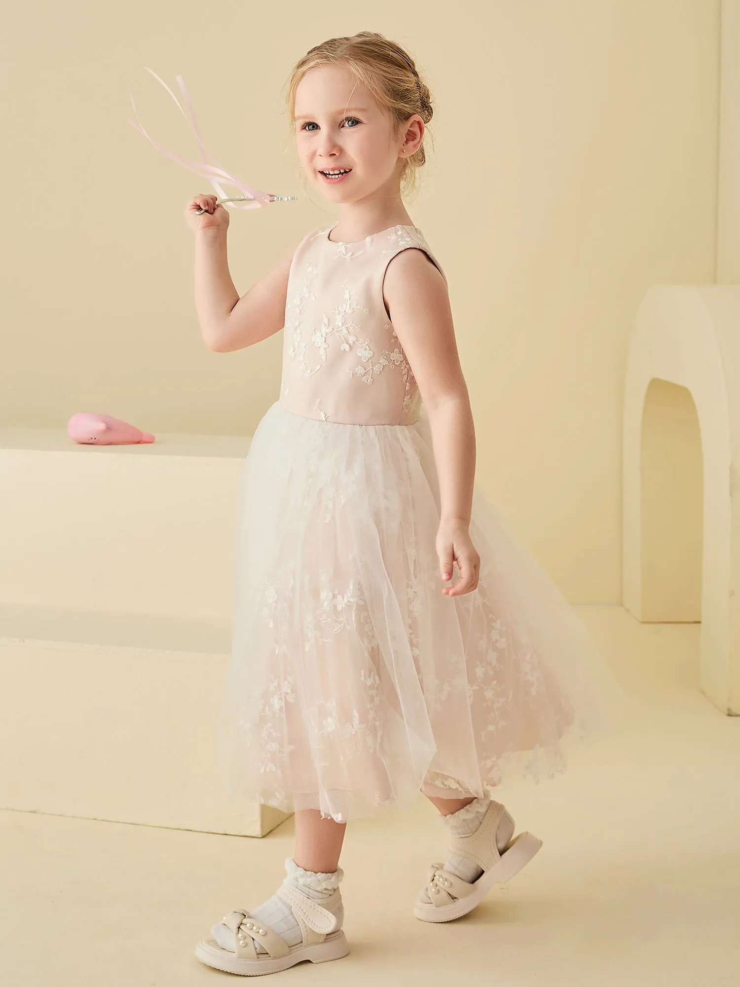 Lace Sleeveless Ruched Tulle A-line Flower Girl Dress