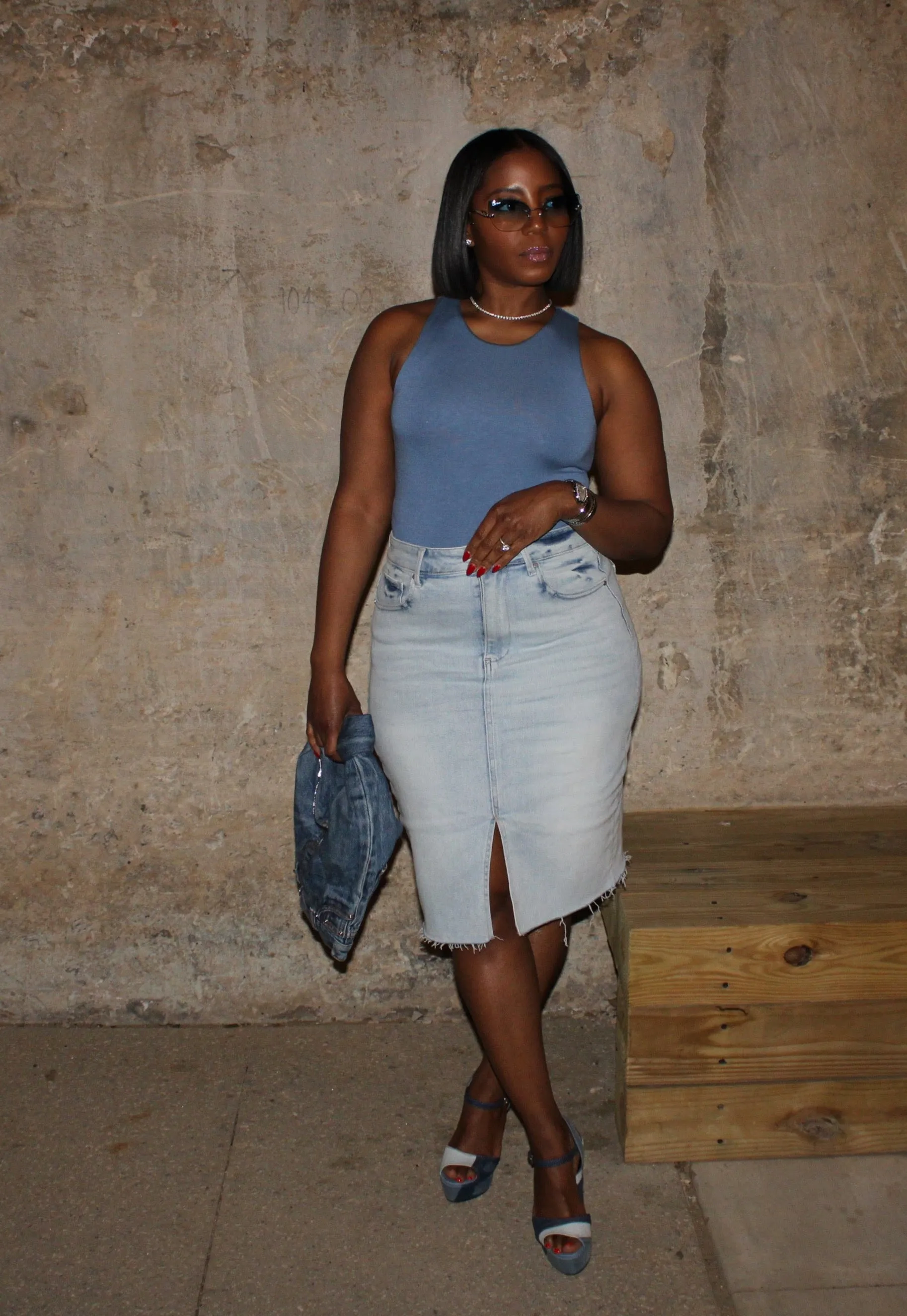 Stretch Denim Pencil Skirt w. Split