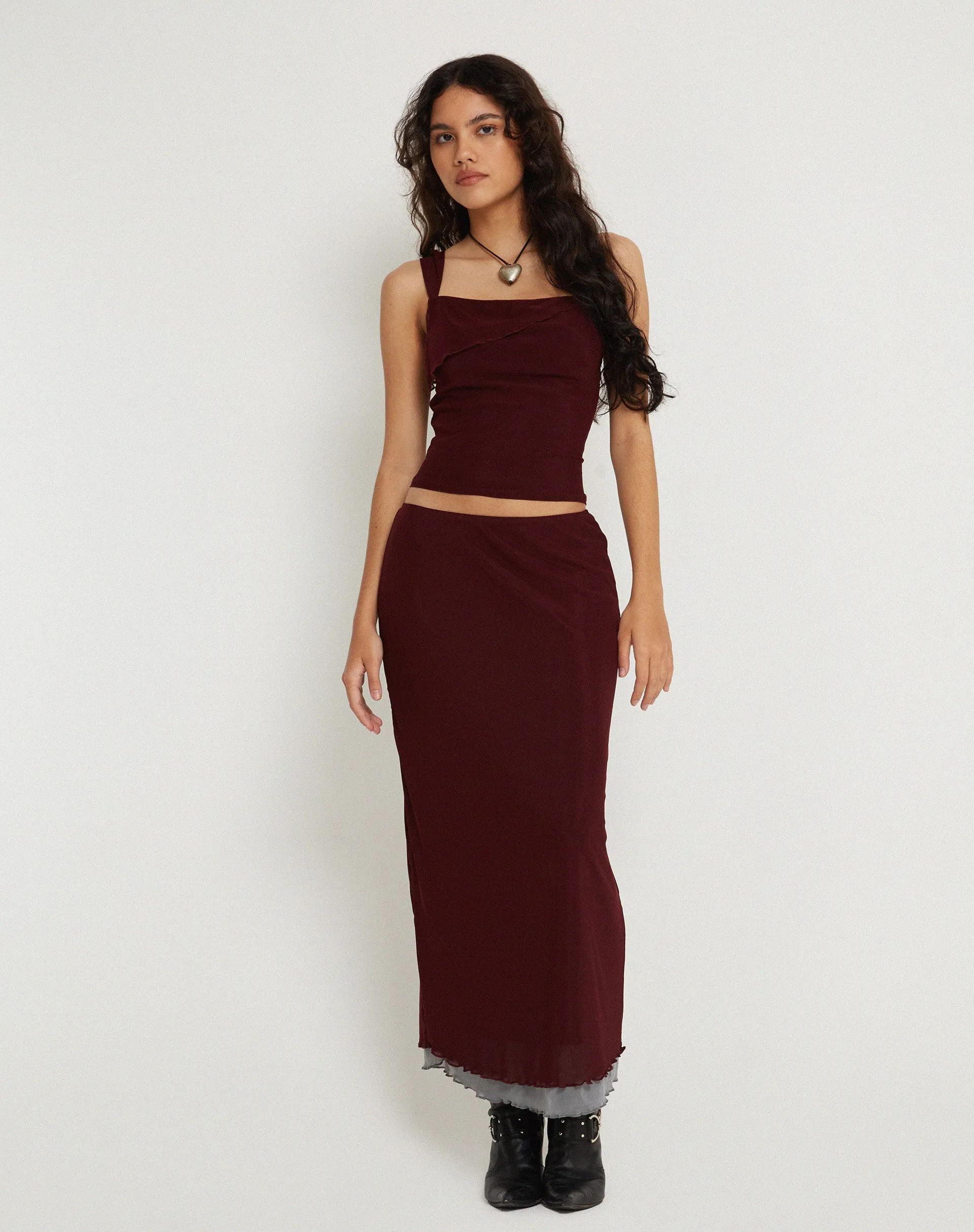 Tresha Maxi Skirt in Mesh Burgundy