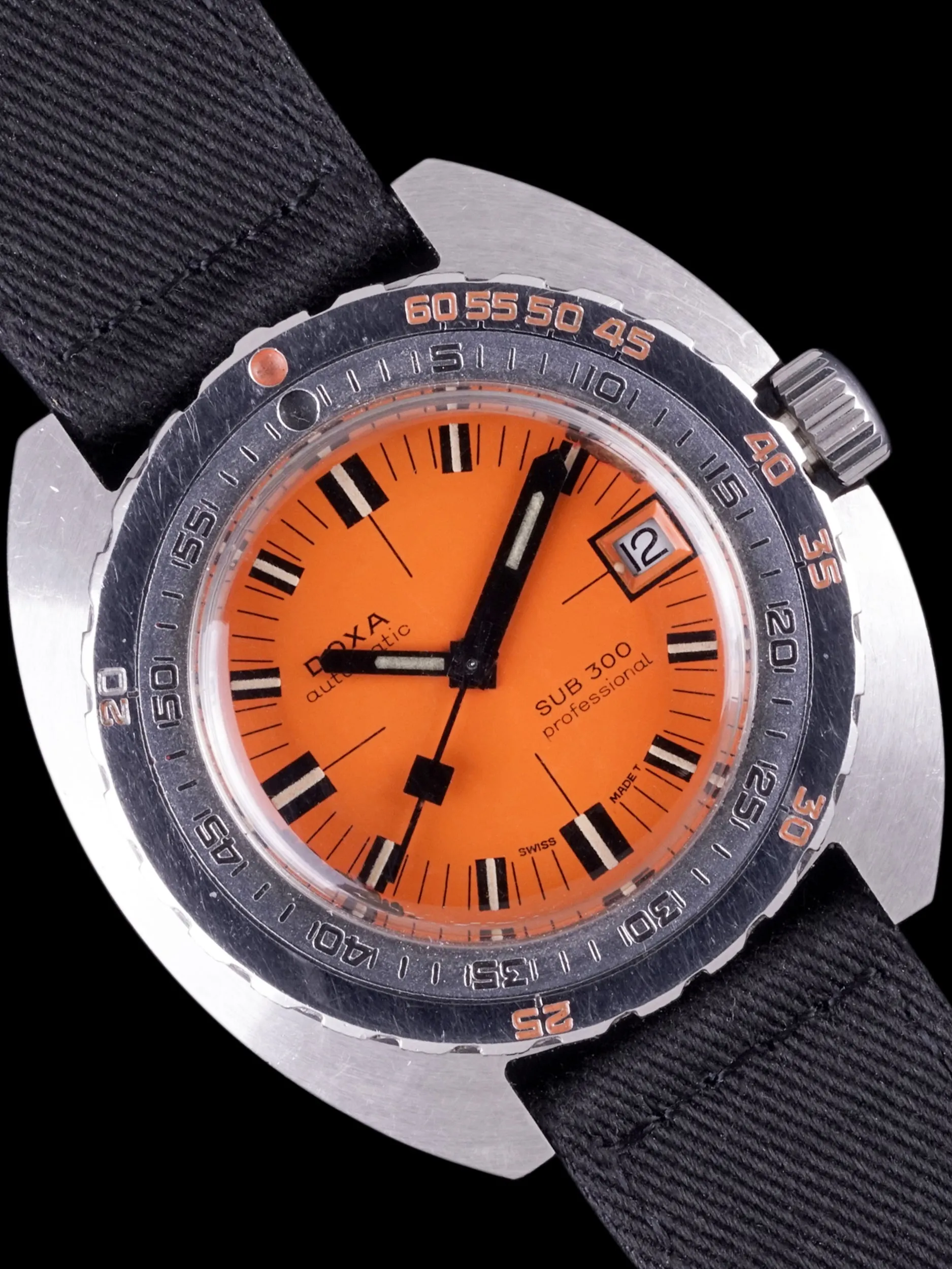 *Unpolished* 1967 DOXA Sub 300 Professional (Ref. 11889-4) "Thin Case"