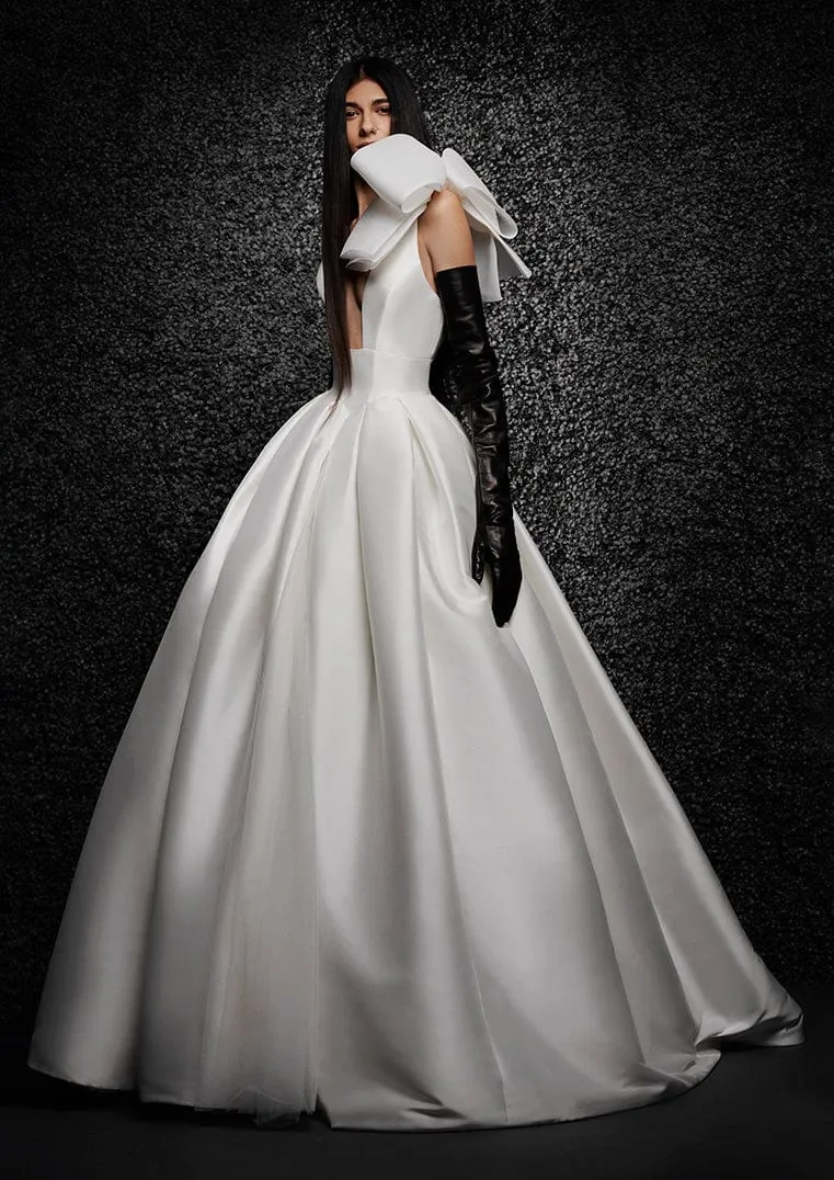 Vera Wang: Margot