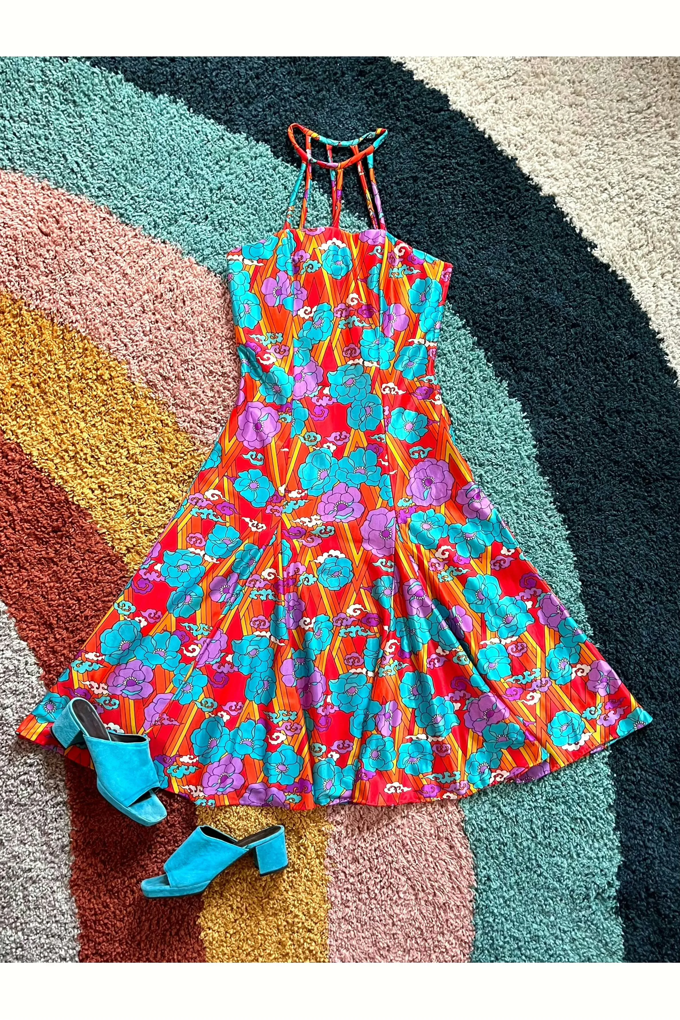 Vintage RARE 70s Cage/Cutout Neck Rainbow Flower Power Dress